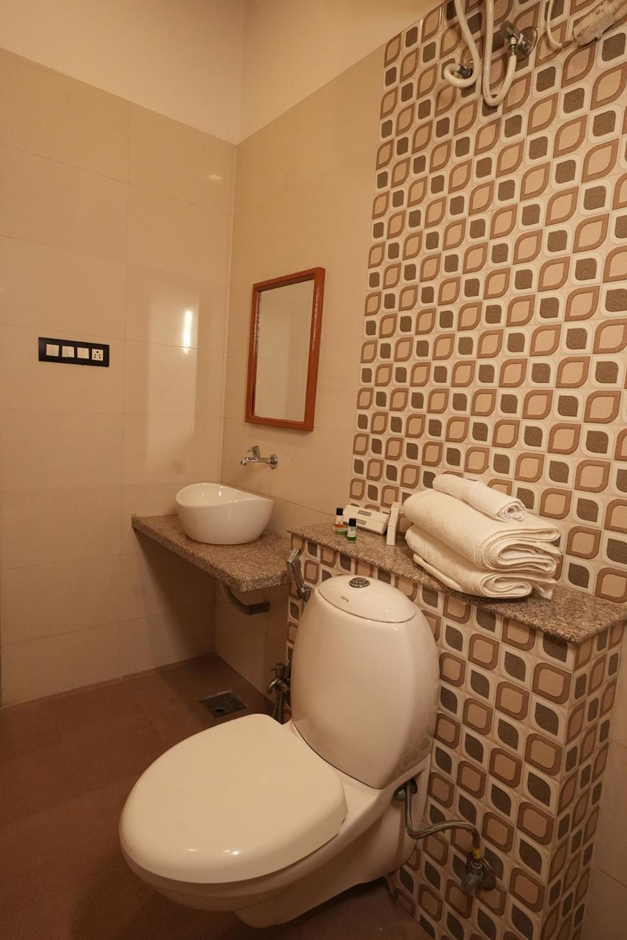 Hotel White Lotus Dungarpur 外观 照片