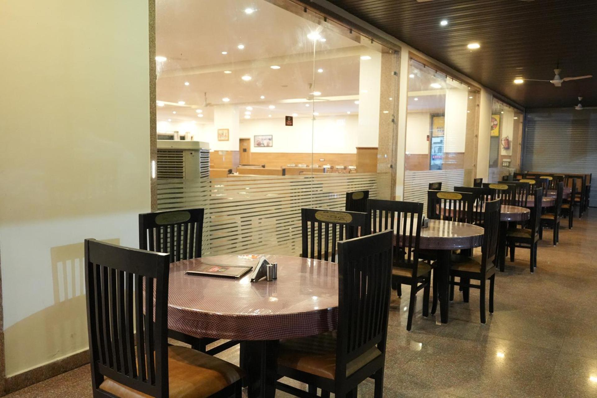 Hotel White Lotus Dungarpur 外观 照片